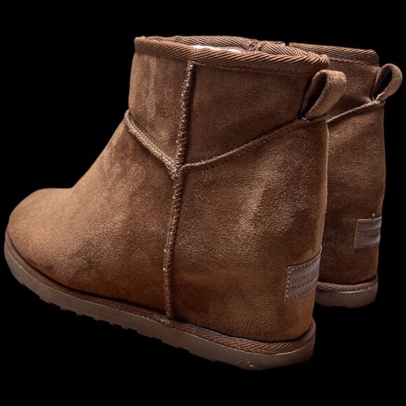 CUSHIONAIRE Kenzie W 8.5 Suede Tan Platform Booties Hidden Wedge Extra Height - Picture 3 of 14